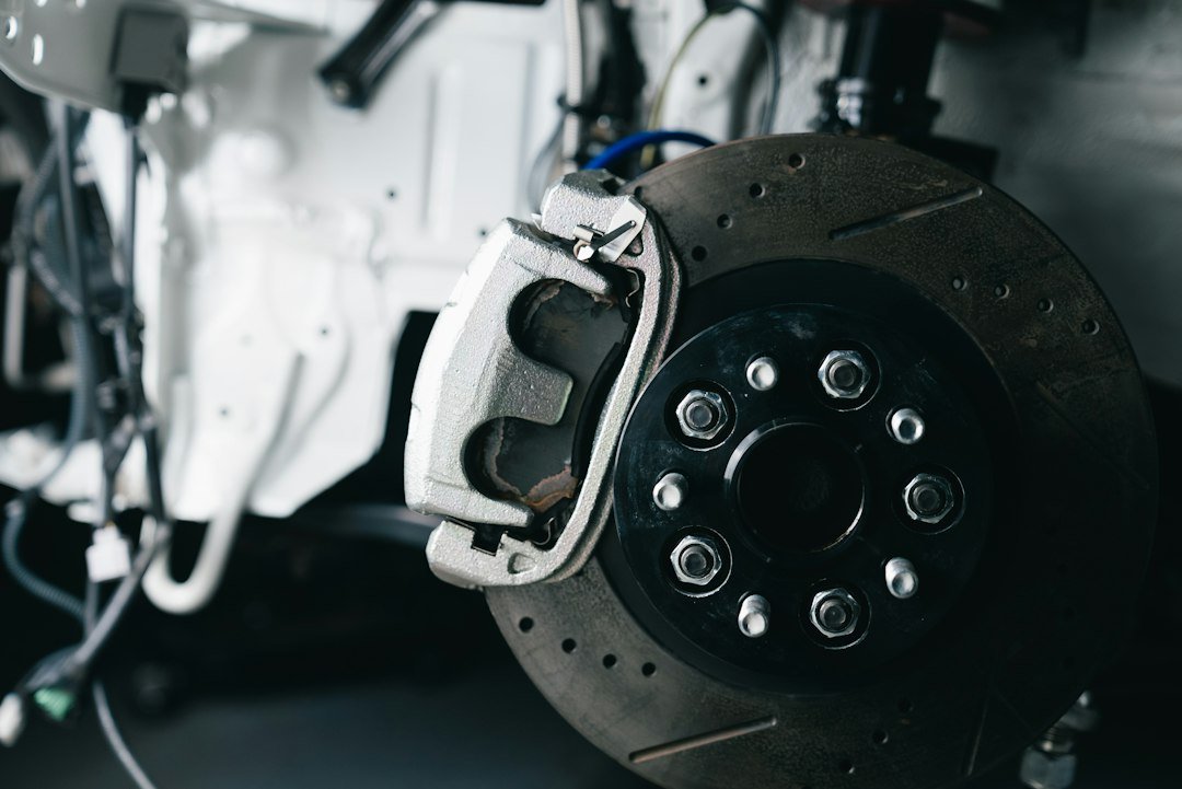 brake fluid bleeding car maintenance