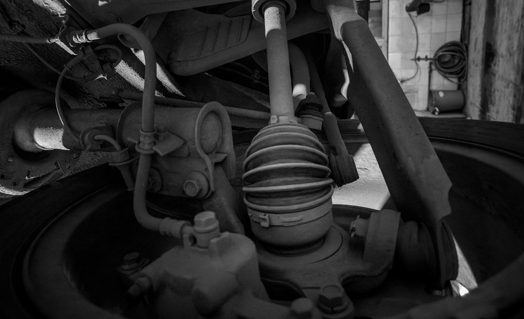 car suspension strut