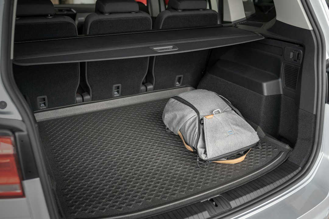 SUV trunk cargo organization